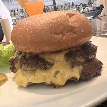 Delmonico Steakhouse - Steakhouses Near Me - Las Vegas, Nevada