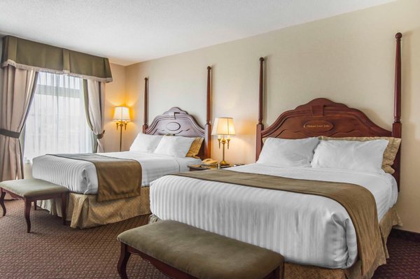 Château Saint John Hotel & Suites by null