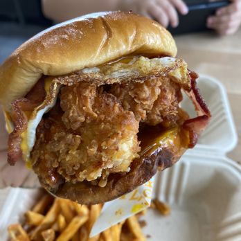 Egg N Bird - Chicken Shop Near Me - Pico Rivera, California