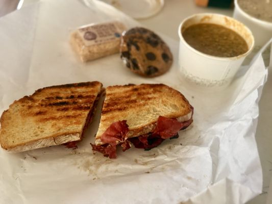 Two Beards Deli by null