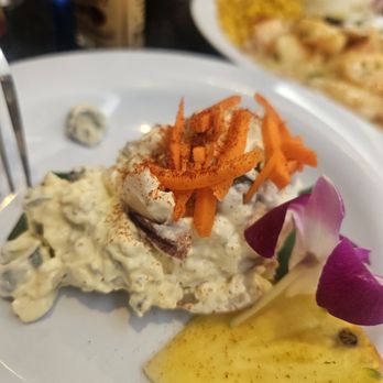 Blue Water Shrimp - Olives in the potato salad - Hawaiian Near Me - Honolulu, Hawaii