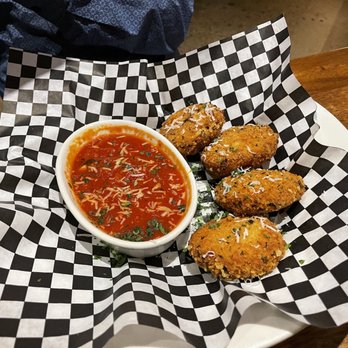 Cappuccino's - Fried ravioli - Italian Near Me - Knoxville, Tennessee Cappuccino's - Fried ravioli - Italian Near Me - Knoxville, Tennessee
