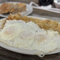 Mr. Bill's Richman's Ice Cream & Burger - 3 eggs over easy, yucky hash browns and rye toast