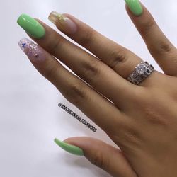 American Nails and Spa