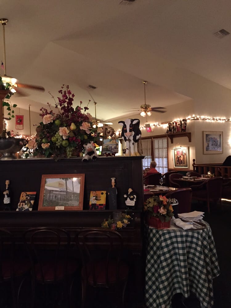 PETER’S STEAK HOUSE 23 Photos & 74 Reviews Wine Bars 3200 NE