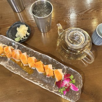 Sushi Fire - Fullerton - Nami Roll w/ yellowtail & chili sauce on top, spicy tuna inside. Milky Moon Oolong teapot. - Ramen Near Me - Fullerton, California