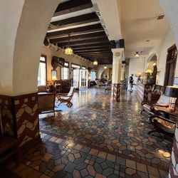 Hotel Paisano