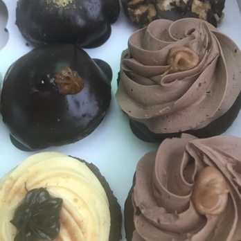 Cupcake Craving - Cupcakes Near Me - Sacramento, California Cupcake Craving - Cupcakes Near Me - Sacramento, California