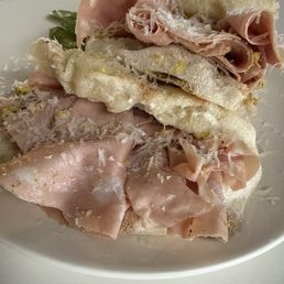 Mortadella Plin
