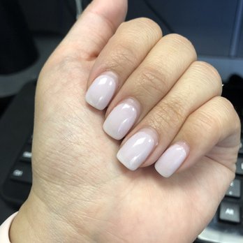 Cosmo Nail Lounge - 3 weeks grown out! No cracks or lifting. - Nail Salons Near Me - Roseville, California