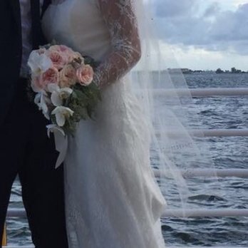 Sew On Set Tailor - I would not recommend to do your bridal alteration here, especially when you have sleeves. - Sewing & Alterations Near Me - Miami, Florida Sew On Set Tailor - I would not recommend to do your bridal alteration here, especially when you have sleeves. - Sewing & Alterations Near Me - Miami, Florida