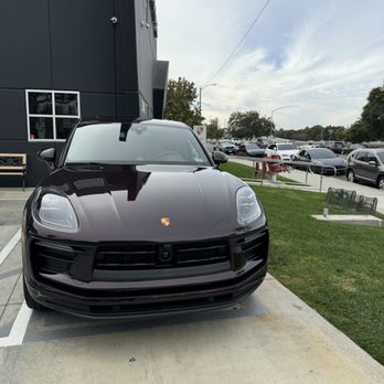 LuxConcierge - Car Dealers Near Me - Los Angeles, California