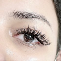 Beauty Studio Nine - Lash Extensions - 6D Mega Volume