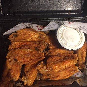 Sonny's BBQ - Dry rub wings!!! Yessssssssssss!!!!!! - Barbeque Near Me - Orlando, Florida Sonny's BBQ - Dry rub wings!!! Yessssssssssss!!!!!! - Barbeque Near Me - Orlando, Florida