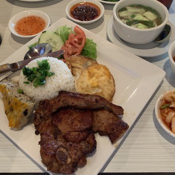 Remton - Grilled pork chop rice dish. Taste is unbelievable. - Vietnamese Near Me - Webster, Texas Remton - Grilled pork chop rice dish. Taste is unbelievable. - Vietnamese Near Me - Webster, Texas