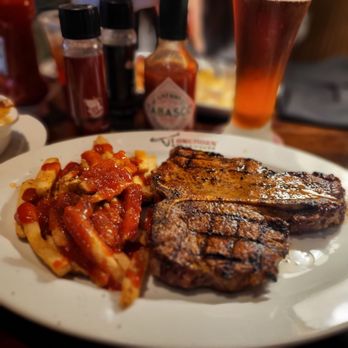 LongHorn Steakhouse - Longhorn 20 oz Porterhouse (Tabasco All Over My Fries) - Steakhouses Near Me - Fort Worth, Texas