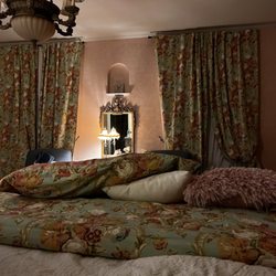The Beland Mansion - Inside the Blushing Rose