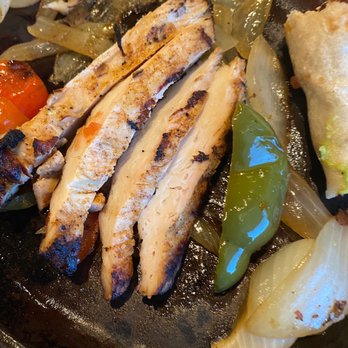 Villa Grande - Chicken fajitas - Mexican Near Me - Denton, Texas