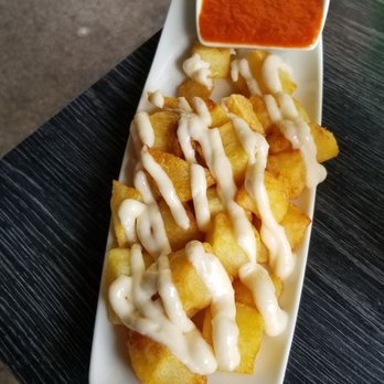 Ciutat Comtal - Patatas bravas - Tapas Bars Near Me - Barcelona, B Ciutat Comtal - Patatas bravas - Tapas Bars Near Me - Barcelona, B