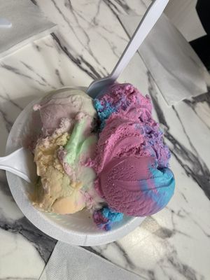 Mr B's Ice Cream Parlor by null