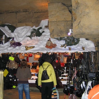 Christmas Market Caves - Festivals Near Me