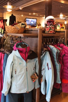 Pinnacle Ski And Sports by null