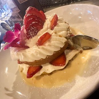 Bondhouse Kitchen - Strawberry Shortcake - New American Near Me - Baltimore, Maryland
