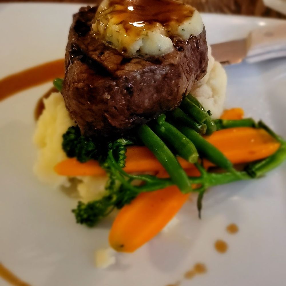 Chives Restaurant - Filet mignon - New American Near Me - Suamico, Wisconsin Chives Restaurant - Filet mignon - New American Near Me - Suamico, Wisconsin
