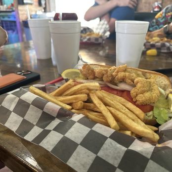 Outriggers Bar & Grill - Cajun/Creole Near Me - Freeport, Texas