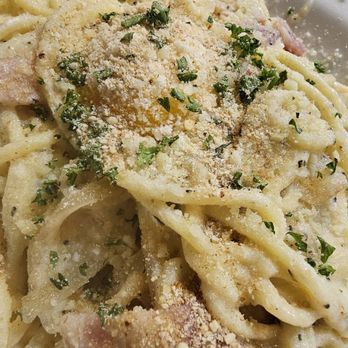 Spaghetti Warehouse - Carbonara-Perfectly cooked and creamy. The bacon was plentiful. They really executed a delicious Italian favorite. - Italian Near Me - Columbus, Ohio Spaghetti Warehouse - Carbonara-Perfectly cooked and creamy. The bacon was plentiful. They really executed a delicious Italian favorite. - Italian Near Me - Columbus, Ohio