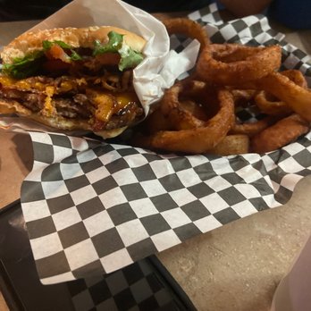 The Grub Hut - Marco - Burgers Near Me - Kingston, Washington The Grub Hut - Marco - Burgers Near Me - Kingston, Washington