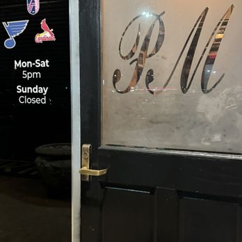 Paul Manno's Cafe - Italian Near Me - Chesterfield, Missouri