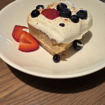 the Woodall - Tres leches - Cocktail Bars Near Me - Atlanta, Georgia