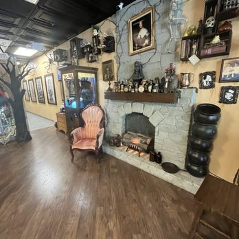 Wicked Bread Co - Fireplace - American Near Me - Plantation , Florida Wicked Bread Co - Fireplace - American Near Me - Plantation , Florida