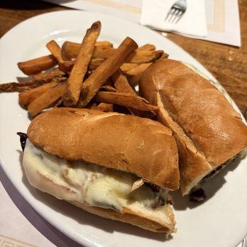 Sally Black’s Bar & Grill - Steak Sandwich - Beer Bar Near Me - Williston Park, New York