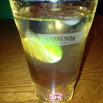 Jameson Distillery Bow St - Whiskey ginger w lime - Museums Near Me - Dublin, D