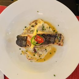 Fresh Atlantic Salmon Filet Fresh Atlantic Salmon Filet