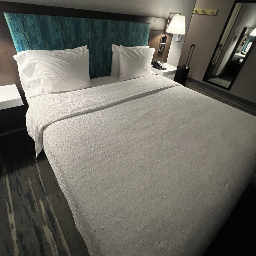 Hampton Inn & Suites Poughkeepsie - King Bed - Room 418 - Hotels Near Me - Poughkeepsie, New York Hampton Inn & Suites Poughkeepsie - King Bed - Room 418 - Hotels Near Me - Poughkeepsie, New York