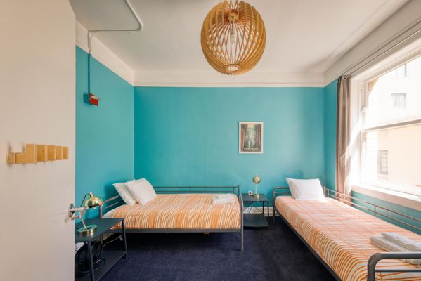 HI San Francisco Downtown Hostel by null