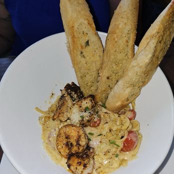 BLVD Seafood - Cruiser Linguini with blacked shrimp - New American Near Me - Galveston, Texas