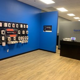 Inside of rapid iPhone repair