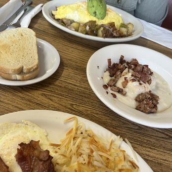 Idle Spur Cafe - Breakfast - American Near Me - McFarland, California Idle Spur Cafe - Breakfast - American Near Me - McFarland, California