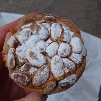 Pasticceria Rizzardini - Patisserie/Cake Shop Near Me - Venezia, VE