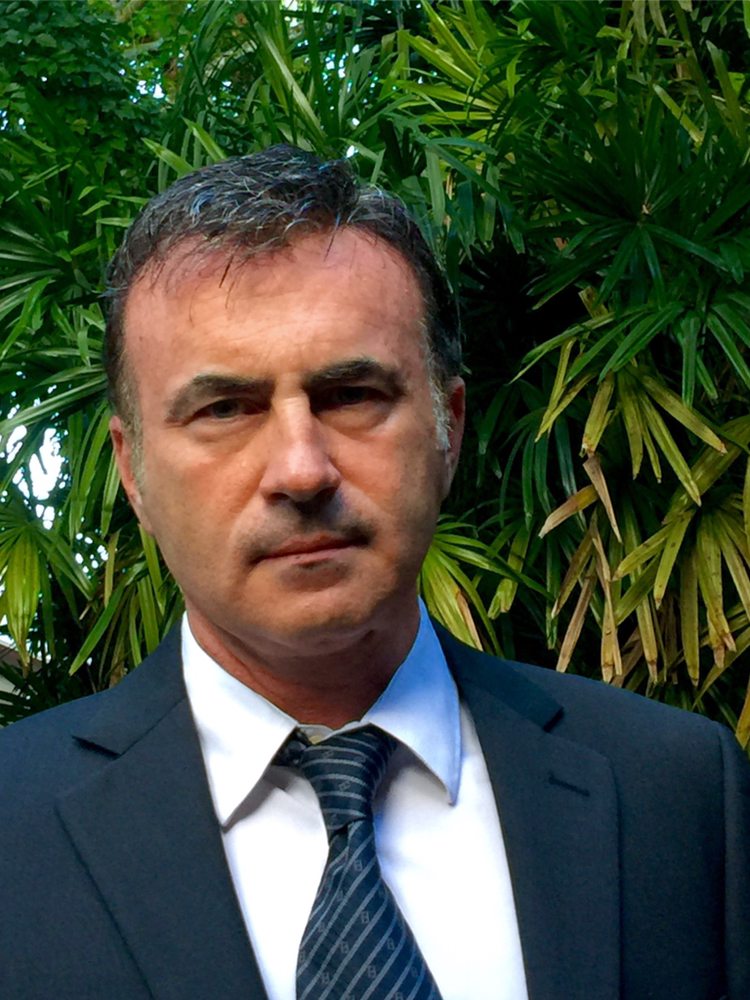 Mark Weiner Law - immigration attorney in Tampa, FL