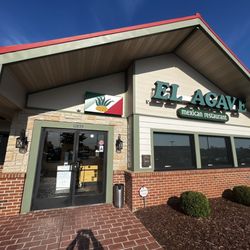 El Agave - Outside