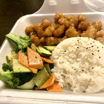Kaiyo Sushi - Orange chicken - Sushi Bars Near Me - Bellevue, Nebraska