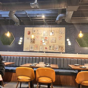 Kin Long Beach - Indoor seating - Thai Near Me - Long Beach, California