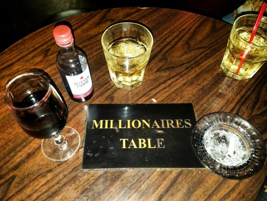 Huntridge Tavern by null