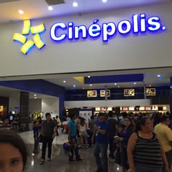 Cinepolis - Alicia a través del espejo ! Cine