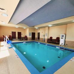 Best Western Plus JFK Inn & Suites - Indoor Pool